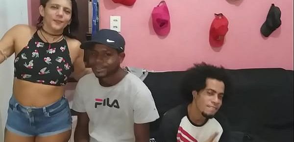 trendsMike Hot Grava a safada da tua esposa Danny hot dando a buceta para dois negão  dotado